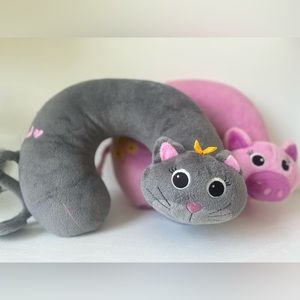Kids travel neck pillow (cat and pig)